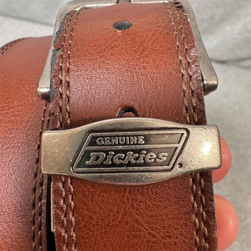 Dickies Men's Brown Leather Dress Belt Size 36 with Buckle - Picture 2 of 8